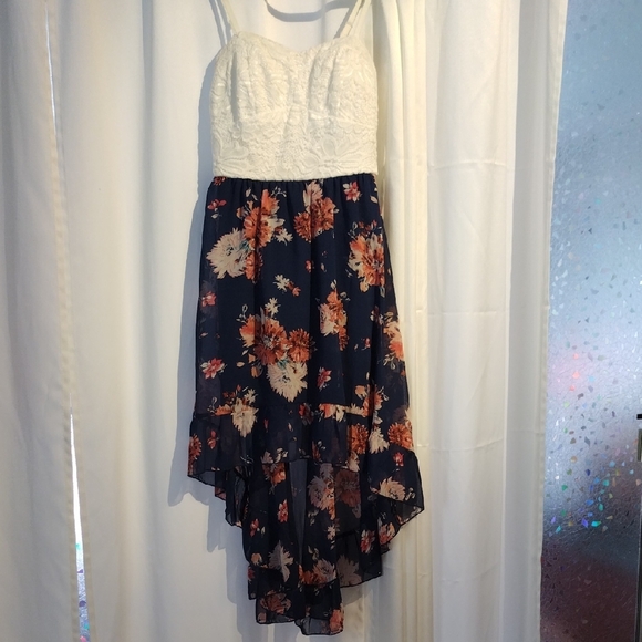 AUW High Low Dress With Floral Pattern - Picture 9 of 17